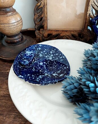 Ceramiczna podstawka na biżuterię, Wooden Love