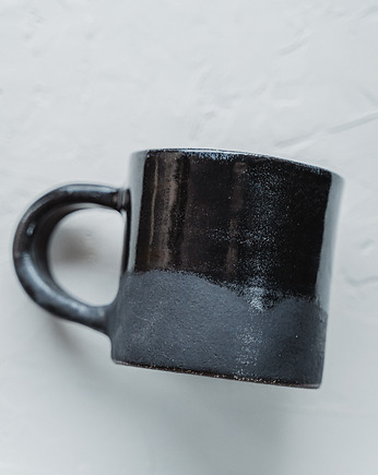 Kubek z uchem BLACK, rękoczyny