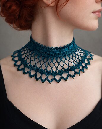 Naszyjnik koronkowy ciemny turkus/morski styl retro, Księżycowa ćma