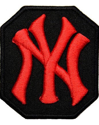 Naszywka naprasowanka NY YANKEES 3D czarno-czerwona termo haft 6x7,2cm, Wyszywane