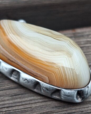 Wzory - wisiorek, po drugiej stronie lustra