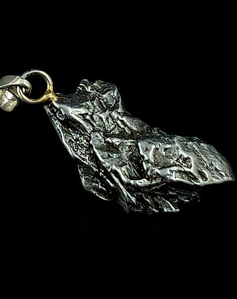 Zawieszka z meteorytem, Pracownia Neores