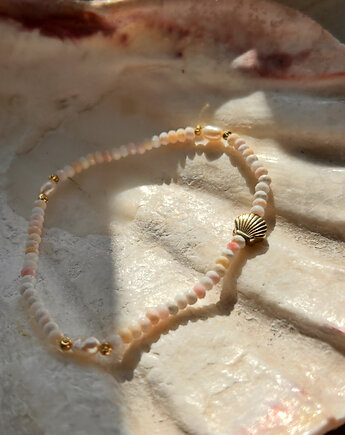 Bryza- Amuletka wspierająca z muszlą i perłami, Ili arte biju