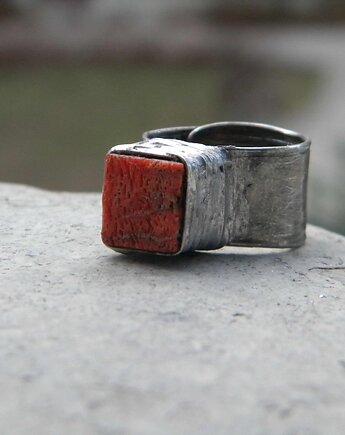 Kostka - koral filipiński  - pierścionek, Beata Trotter