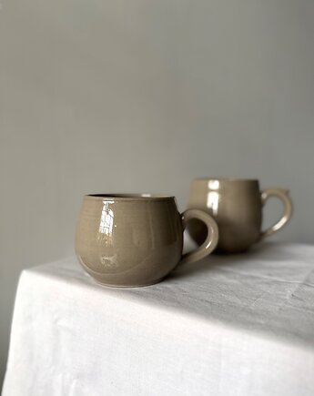 Kubek szara baryłka, Wet Spot Ceramic Studio