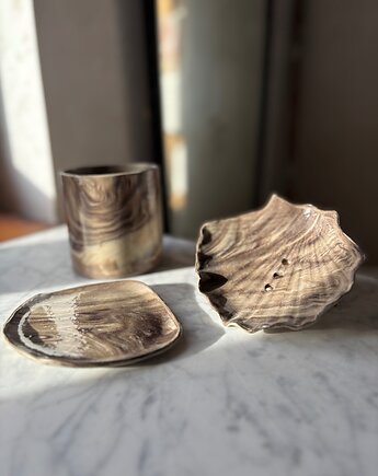 Zestaw Łazienkowy z Owalną Mydelniczką Muszlą z Odpływem Marble Effect, Maison Fragile