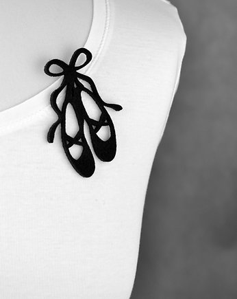 FeltBallerinas, felt label