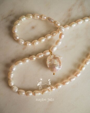 Naszyjnik z perłą barokową, Maybe Jwlr