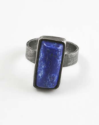 Rozm. 16 pierścionek ze srebra, oksydowany, lapis lazuli, RA