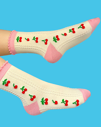 Skarpetki damskie z wiśniami - beżowe z falbanką i owocami, CandySox