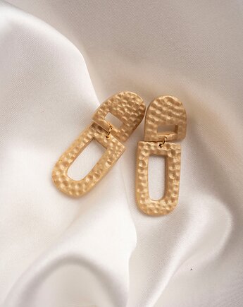 Minimalistyczne sztyfty w organicznym kształcie, Dwie Gliny