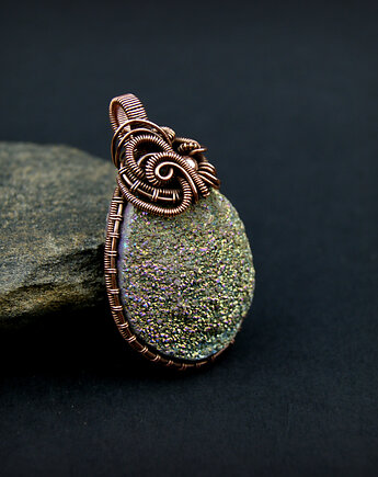 Wisiorek z kwarcem tytanowym, Blue Pearl Art