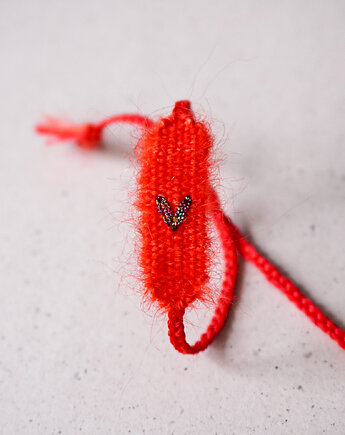 Czerwona tkana bransoletka z haftowanym serduszkiem, Słońcem Tkane