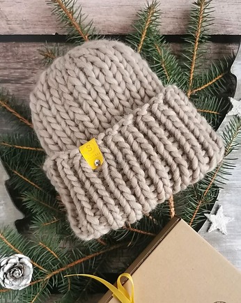 Beżowa wełniana czapka zimowa WOOLY, sploteka
