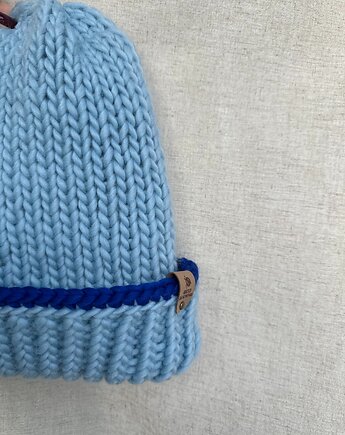 Czapka robiona na drutach z miekkiej wełny peruwiańskiej Obszerna, Konevka store