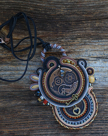 Kraina czarów- wisior sutasz, Mró Soutache