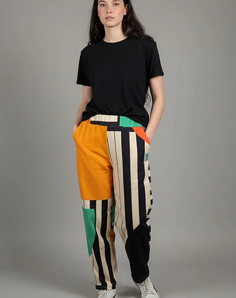 Spodnie dresowe Ahimsa z kolorowym wzorem rozmiar M, Auri Lili