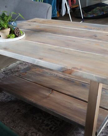 Stół kawowy z litego drewna w stylu farmhouse, PiorunowoSzafa