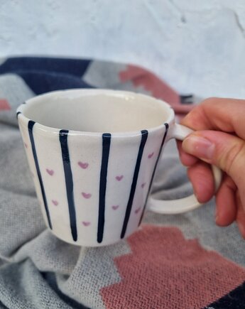 Kubek ceramiczny ręcznie malowany SERDUSZKA, krusz art