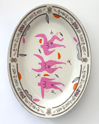 Trzy gracje, arent plates