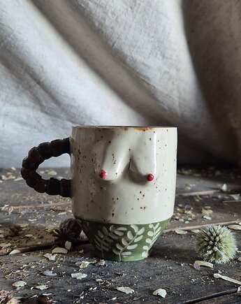 Kubek cycuszki na kawę, kubek Rzeźba kobieta, duży kubek cycuszek, kubek Ona, Fiona Ceramics