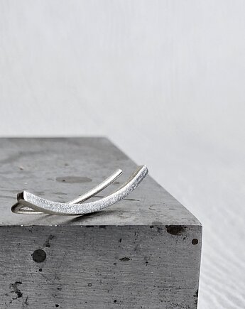 Nausznica srebrna długa kolczyk wsuwka, KOBELA