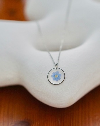Naszyjnik z niezapominajkami, ANKO rekodzielo