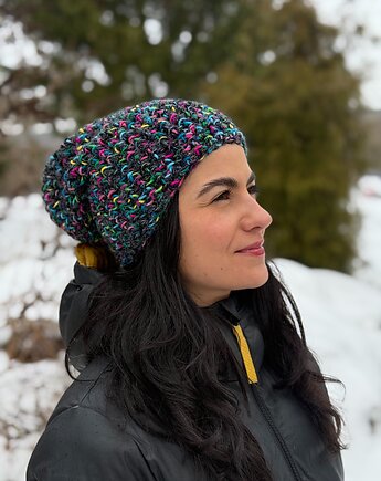 Kolorowa duża czapka beanie z wełną i alpaką, Zasznurowane