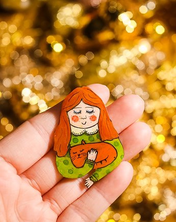 Broszka Misia z rudym kotem, Pintura