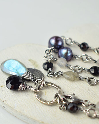 Nivora - srebrny naszyjnik z perłami, labradorytem i spinelem, Sunflower Kornelia Kubinowska