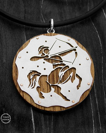 Strzelec - srebrny wisior na drewnie, znak zodiaku, Toros Design