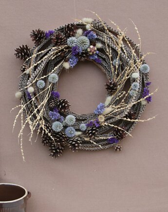 Wianek dekoracyjny, tekturowo- kwiatowy, Rondo Kwiatowe