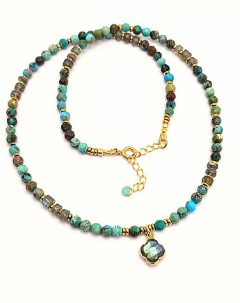 Naszyjnik z turkusów z zawieszką koniczynką, Studio Gazela