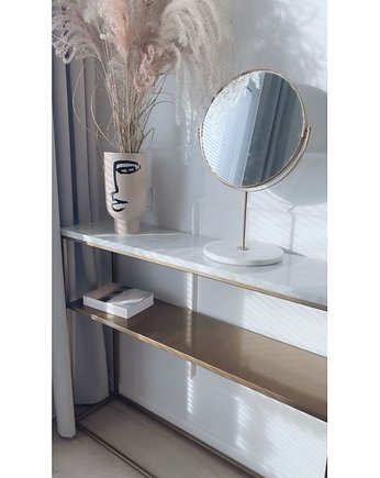 PYSIA GOLD - złota konsola z półką, wąska konsola, toaletka, komoda, Papierówka Simple form of furniture