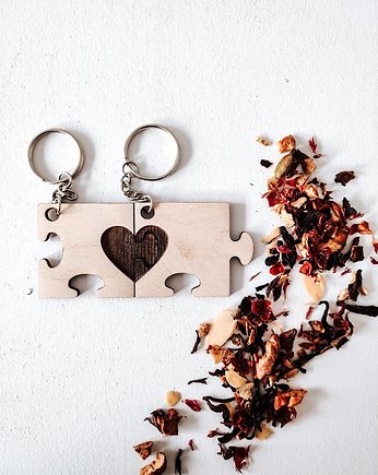 Breloki puzzle - serce, Winietka dekoruje