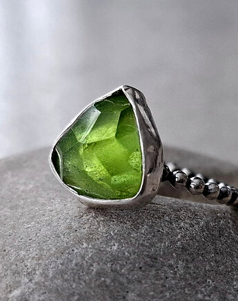 Lemon srebrny pierścionek z peridotem, MIECHUNKA