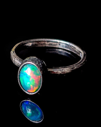 Pierścionek Little rainbow- opal, Pracownia Neores