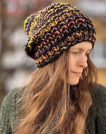 Czapka z merynosa 100%  czarny i tęczowy mix, Made by Jaga