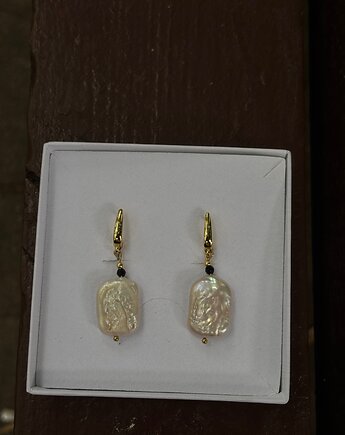 Kolczyki pozłacane Onyks z perłą, Chmolowska Jewellery