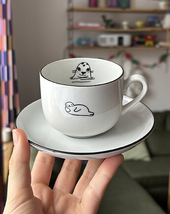 Filiżanka z foczką + spodek, Lidka Zajdzińska