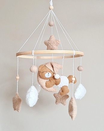 Karuzela do łóżeczka niemowlęcego miś na księżycu, chmurki i gwiazdki, Marmys Felt Studio