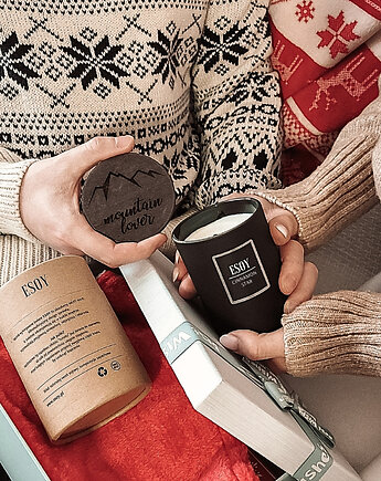 ŚWIECA SOJOWA CINNAMON STAR 200 ml - ciepło i przyprawy / czarne wieczko, ESOY