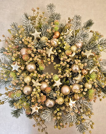 Wianek z gipsówka, Avantgarden