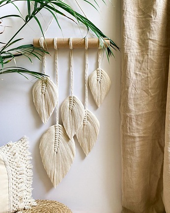 Makrama piórka/liście, Zaplątana W Sznurki