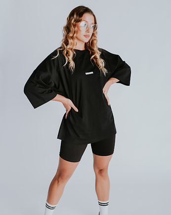 Czarna koszulka oversized z napisem BONJOUR, THECLASSYGIRL