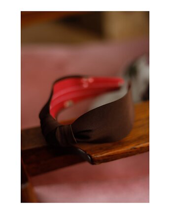 Jedwabna brązowa opaska, Celina Parysów