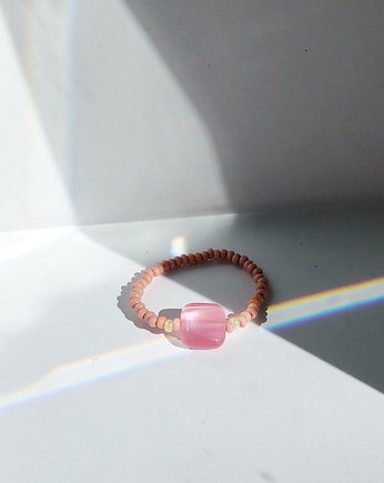 Różowy pierścionek elastyczny z koralików, Luna by Sisters
