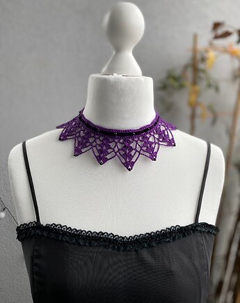 Naszyjnik koronkowy ciemny fiolet, Księżycowa ćma