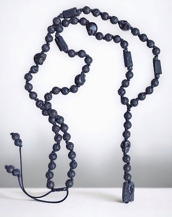 Półdługi naszyjnik z czaszkami : PURE BLACK : turmalin, howlit, lawa, kaktusia