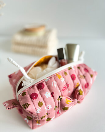 Kosmetyczka w kwiaty, gucialoveskids